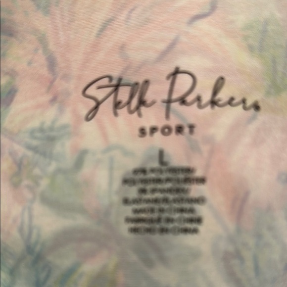 Floral Sleeveless Top - Picture 3 of 5